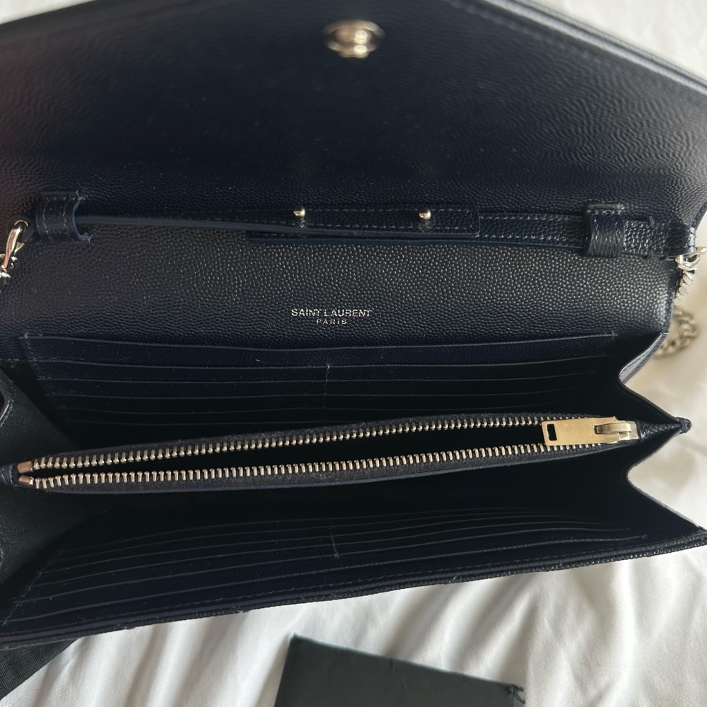 SAINT LAURENT CASSANDRA CROSSBODY SHOULDER BAG / NAVY WITH SILVER HARDWARE - Picture 3 of 6